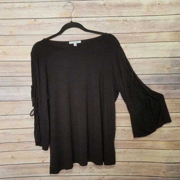 Green Envelope Tops - Green Envelope LA Bell Sleeves top with Ties 1X